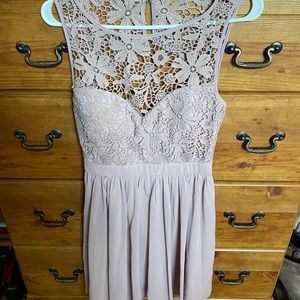 So beautiful blush color floral dress new without tags medium